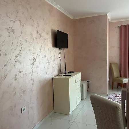 Rose Apartman